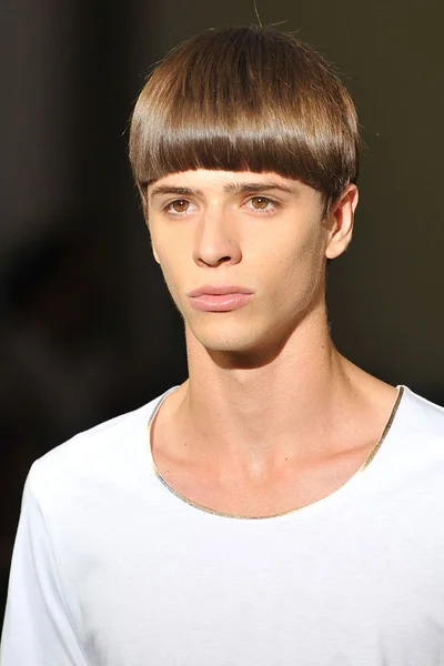 Look 2